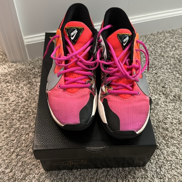 Nike Zoom Freak 2 - Picture 2 of 6